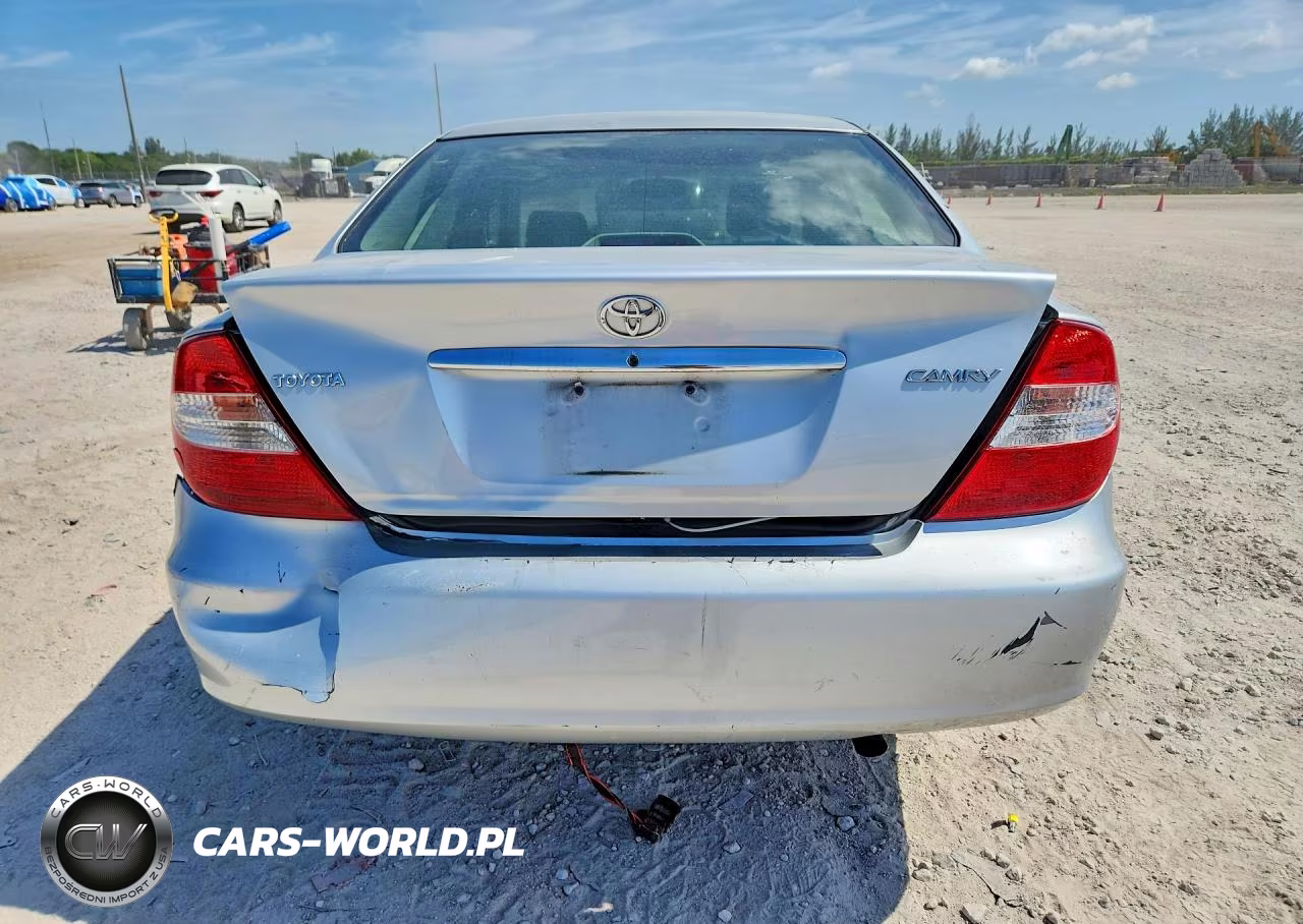 2003 Toyota Camry Xle VIN:4T1BE32K33U780269 - 6