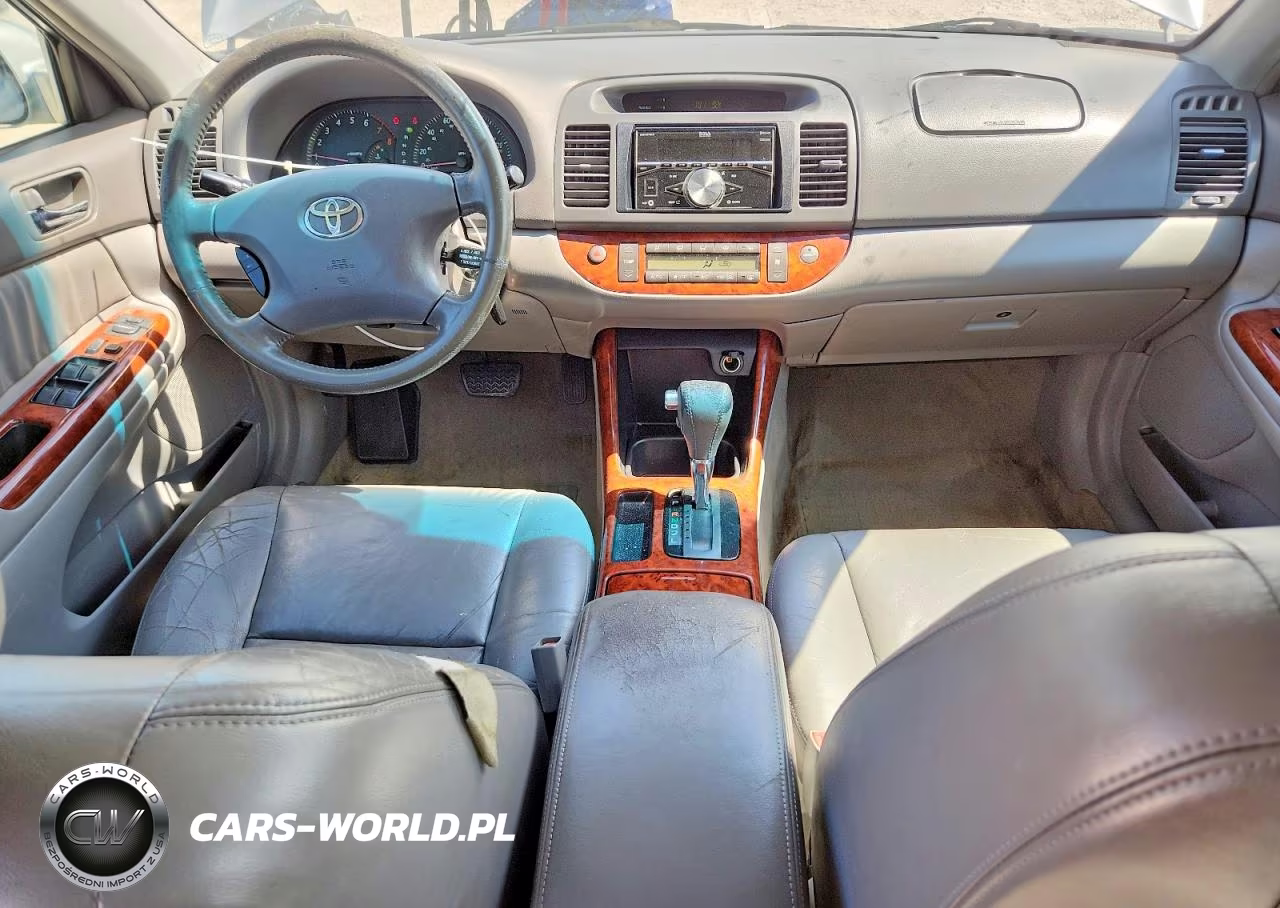 2003 Toyota Camry Xle VIN:4T1BE32K33U780269 - 8