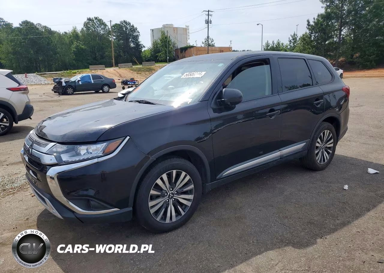 2019 Mitsubishi Outlander Se – zdjęcie 1 z 13