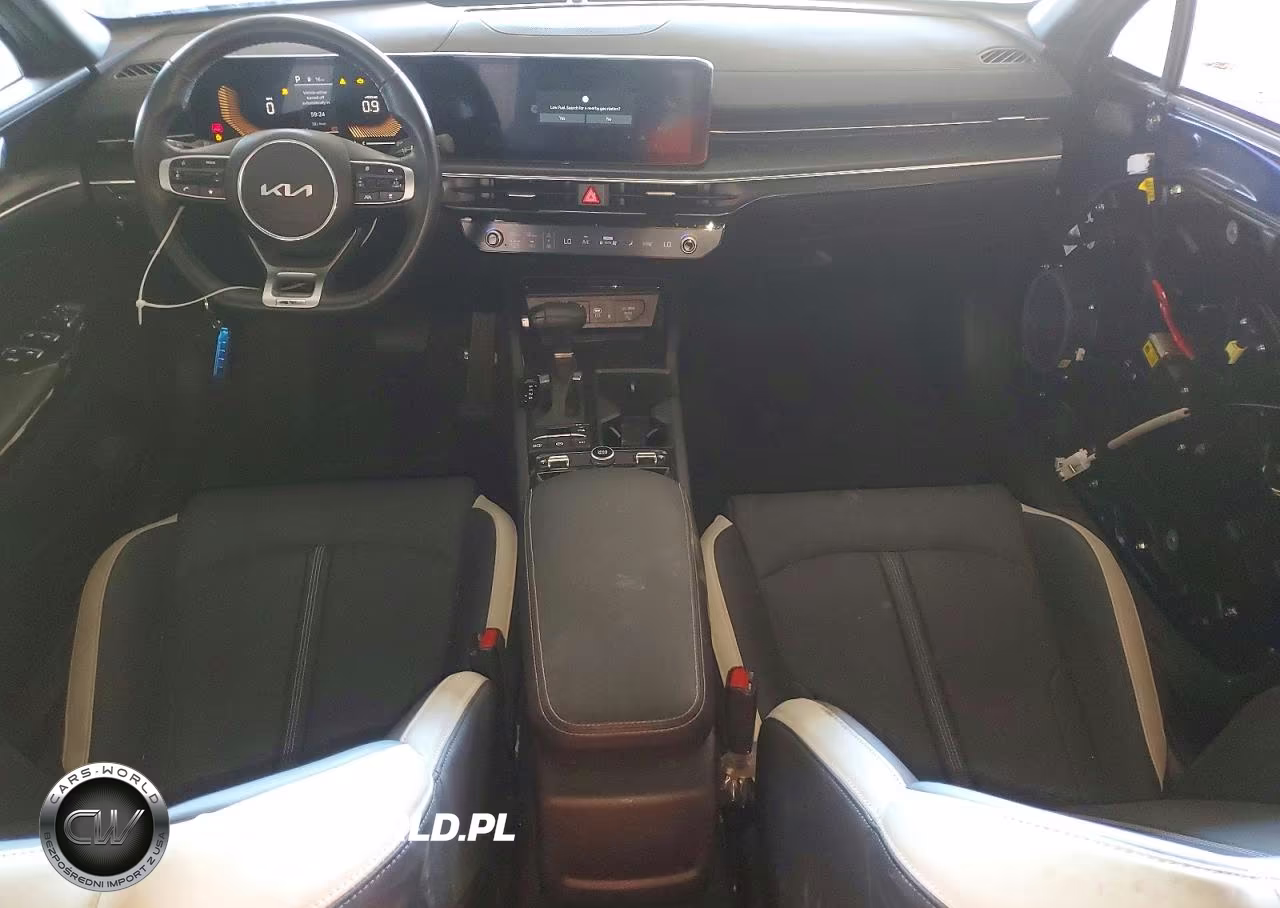 2025 Kia K5 Gt Line VIN:KNAG64J74S5374923 - 8
