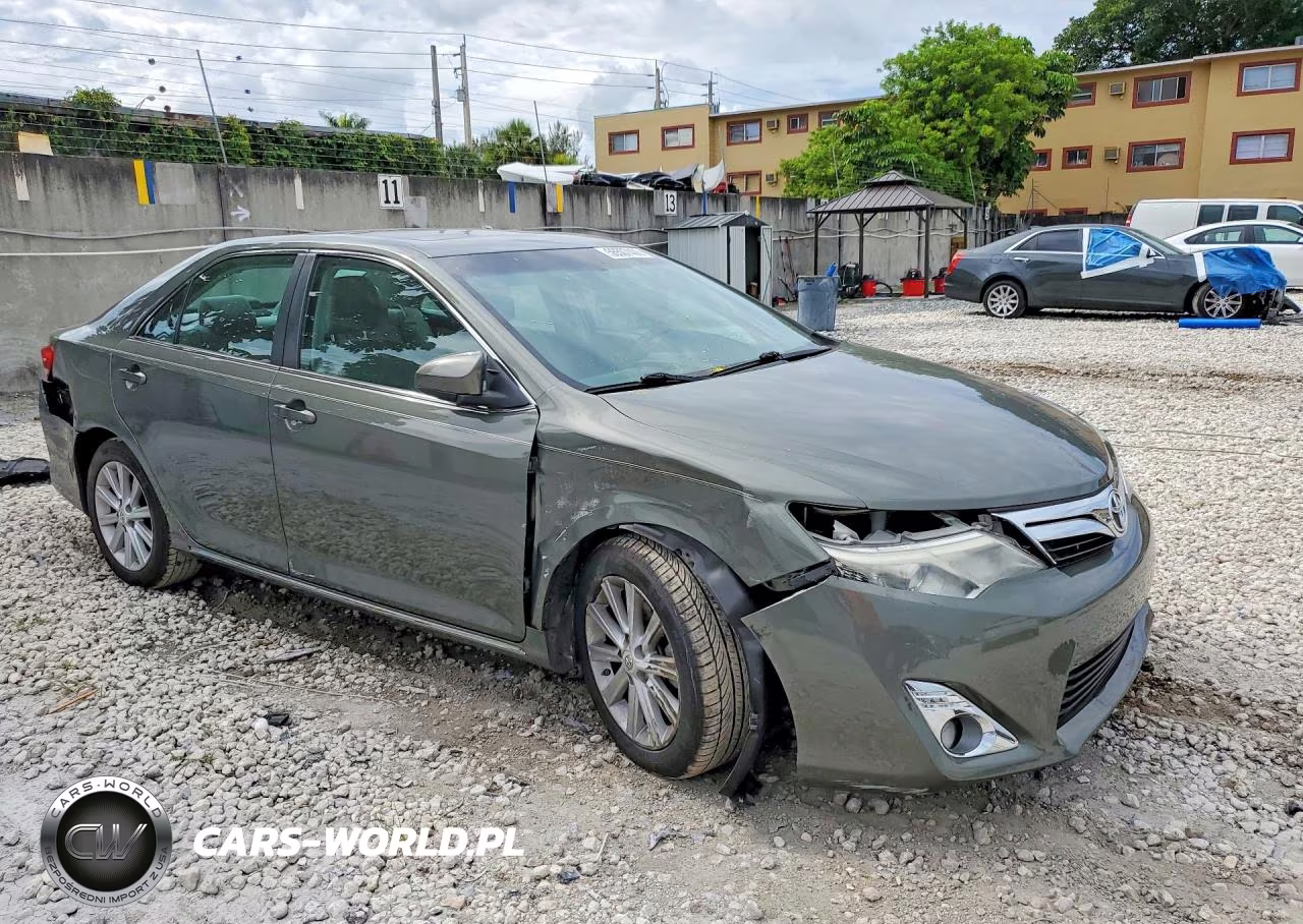 2012 Toyota Camry Xle VIN:4T1BF1FK8CU547144 - 4