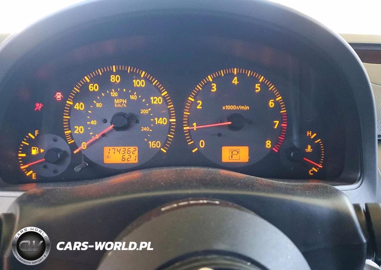 2003 Infiniti G35 Base VIN:JNKCV54E23M206692 - 9