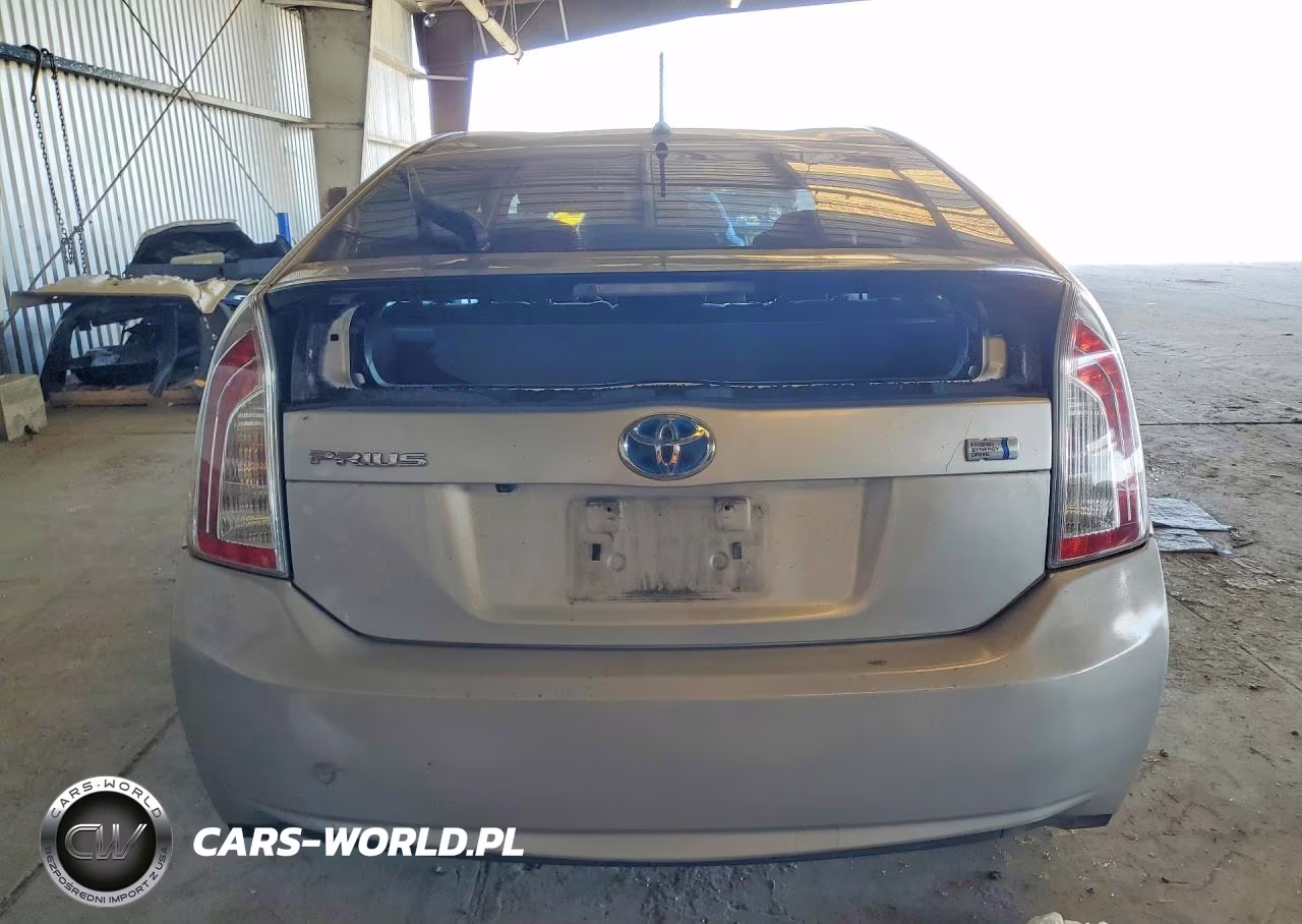 2015 Toyota Prius Two VIN:JTDKN3DU1F1929884 - 6
