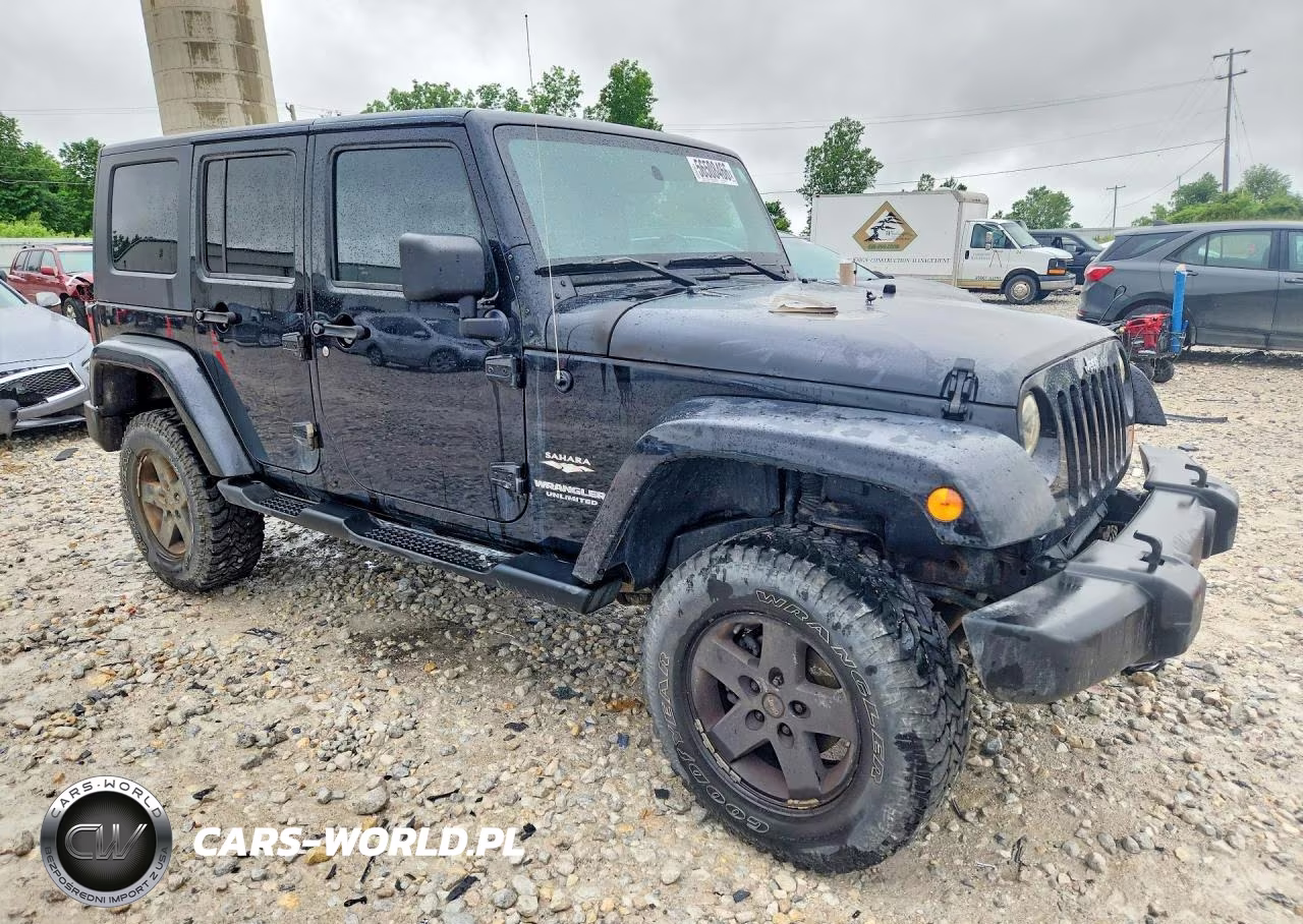 2009 Jeep Wrangler Unlimited Sahara VIN:1J4GA59129L751093 - 4
