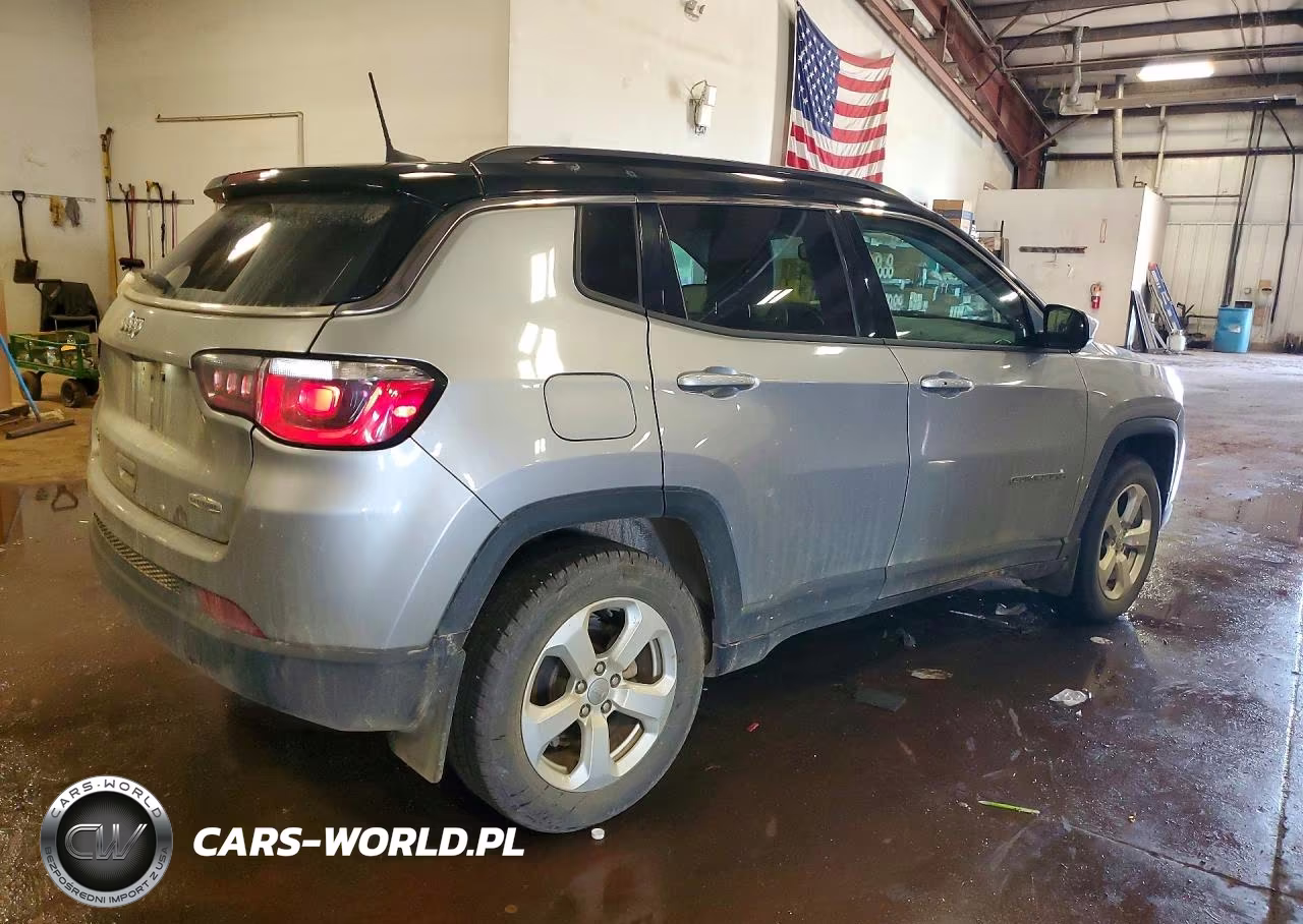 2018 Jeep Compass Latitude VIN:3C4NJDBB9JT313660 - 3