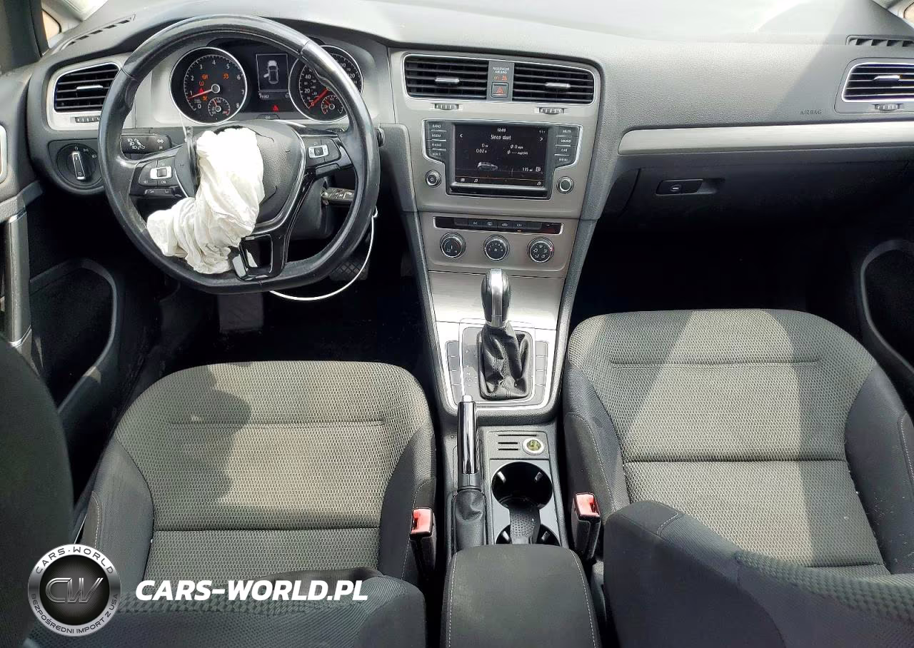 2016 Volkswagen Golf S VIN:3VW217AU0GM038364 - 8