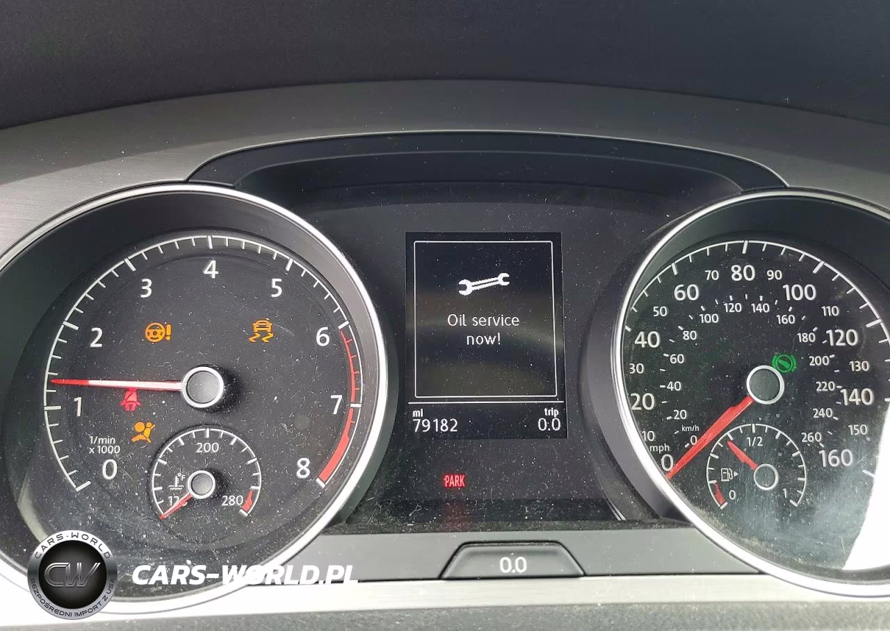 2016 Volkswagen Golf S VIN:3VW217AU0GM038364 - 9