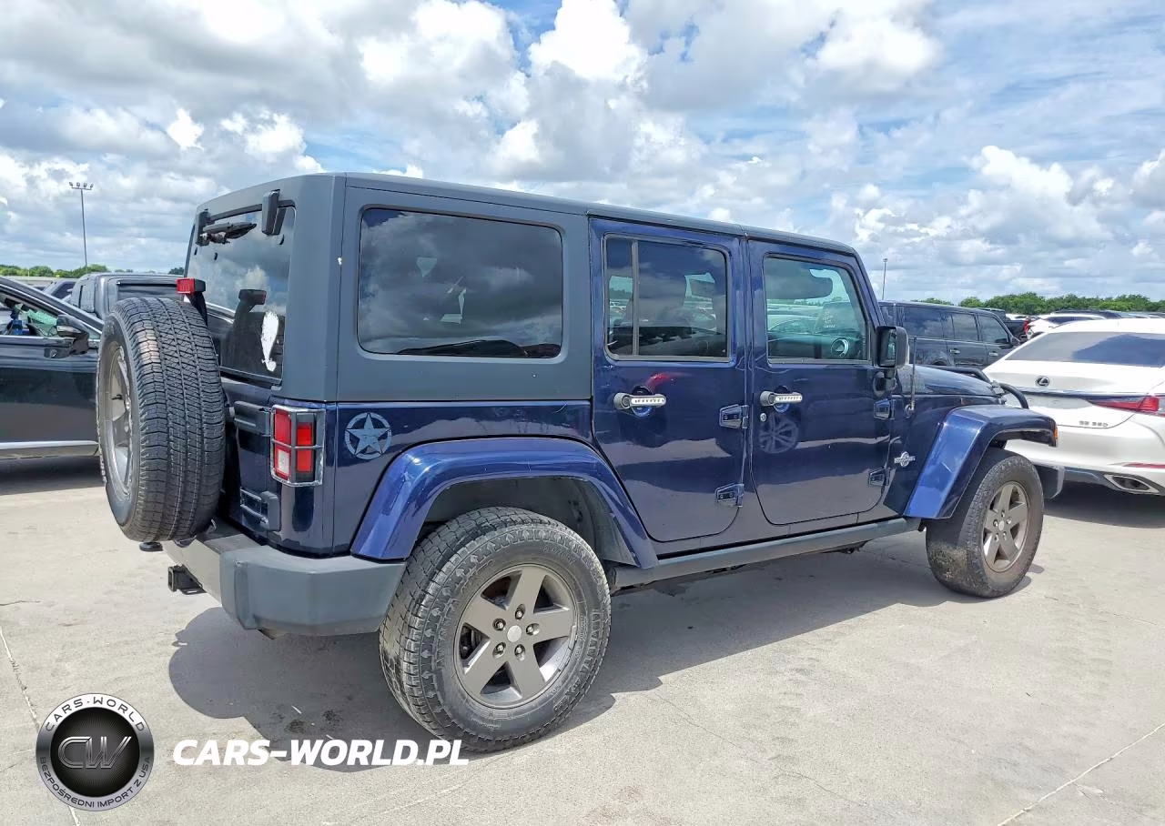 2013 Jeep Wrangler Unlimited Sport VIN:1C4BJWDG2DL580534 - 3