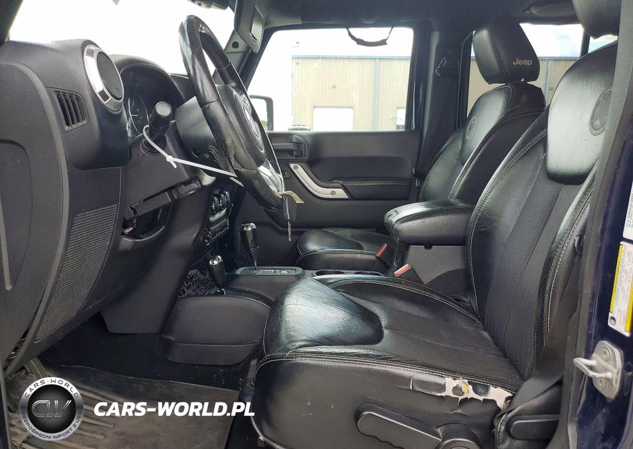 2013 Jeep Wrangler Unlimited Sport VIN:1C4BJWDG2DL580534 - 7