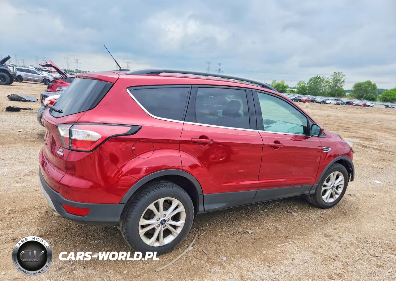 2018 Ford Escape Se VIN:1FMCU0GD7JUC32336 - 3