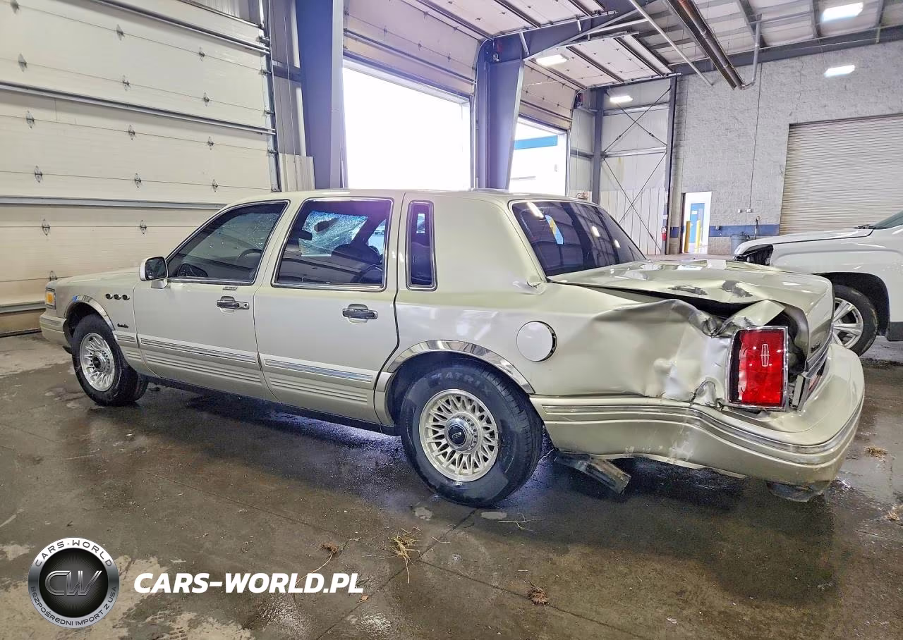 1997 Lincoln Town Car Executive VIN:1LNLM81W0VY754975 - 2