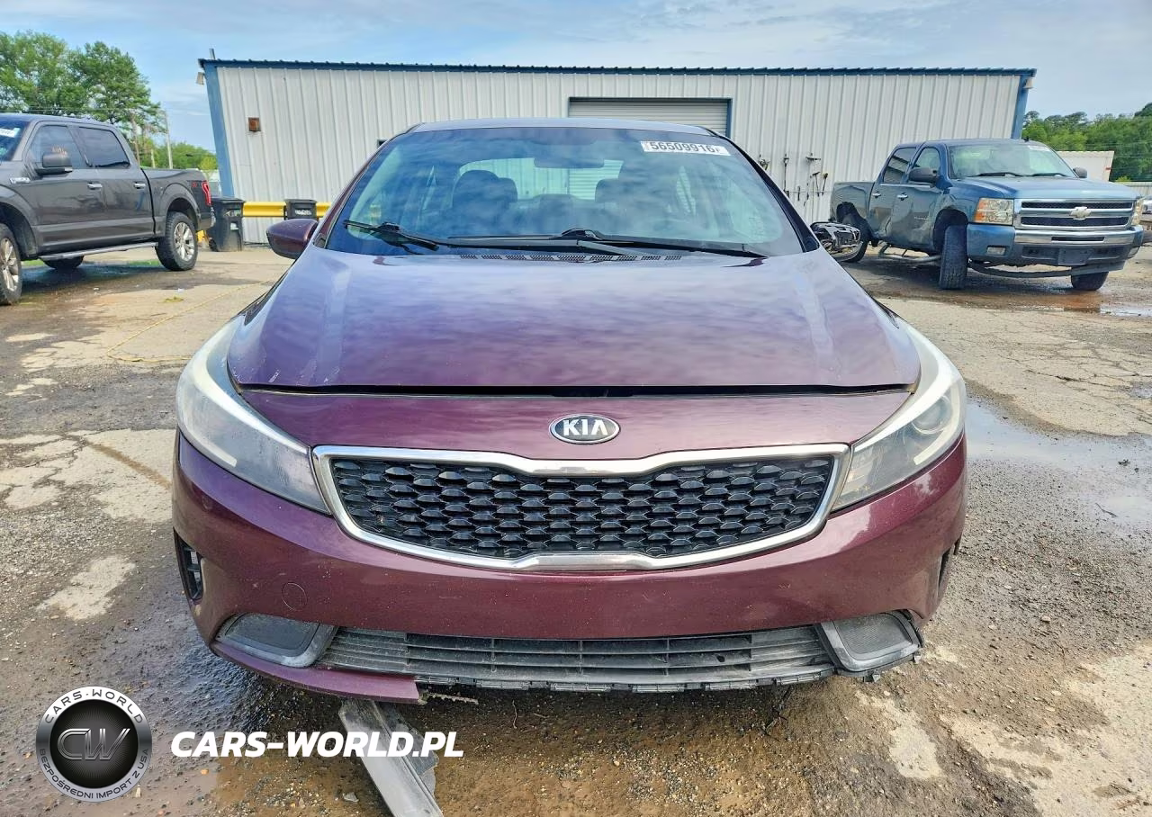 2017 Kia Forte Lx VIN:3KPFK4A70HE049550 - 5