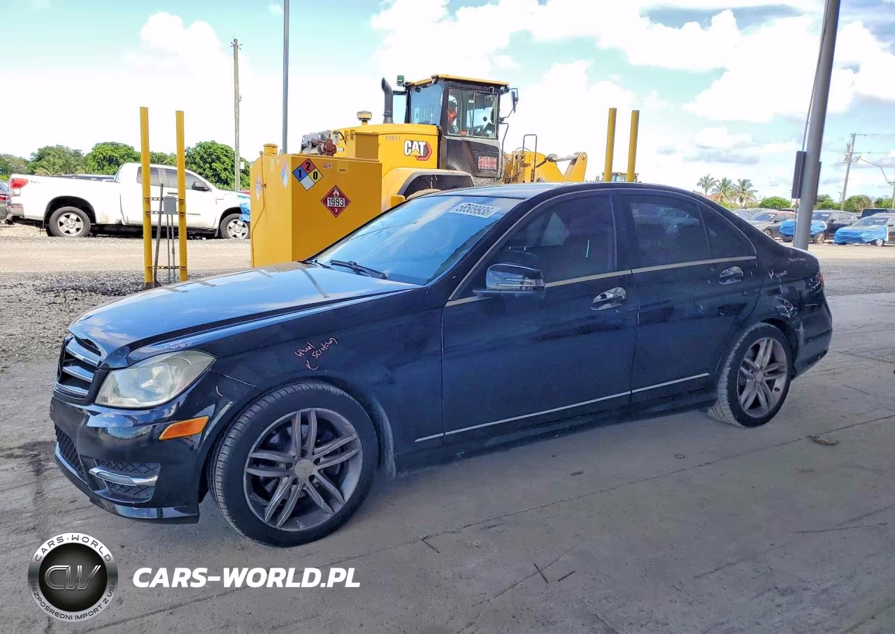 2014 Mercedes-Benz C 250 – zdjęcie 1 z 12
