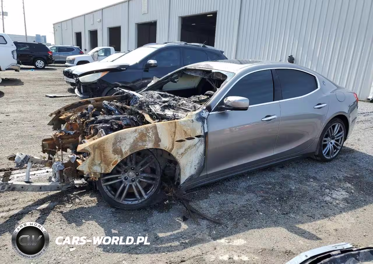 2015 Maserati Ghibli