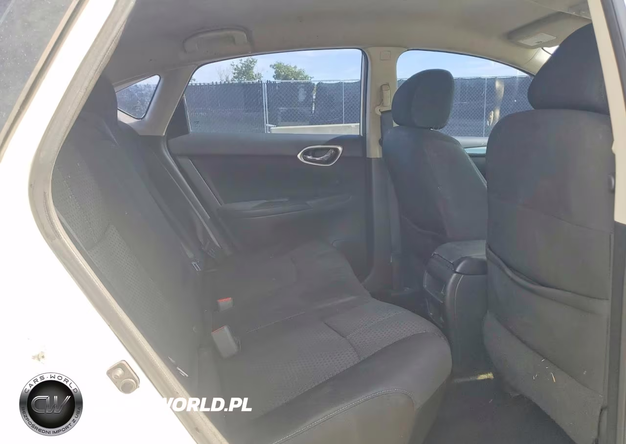 2018 Nissan Sentra Sr VIN:3N1AB7AP5JY269995 - 10
