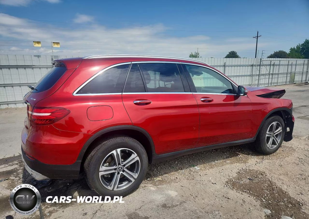 2018 Mercedes-Benz Glc 300 4Matic VIN:WDC0G4KB2JV096536 - 3