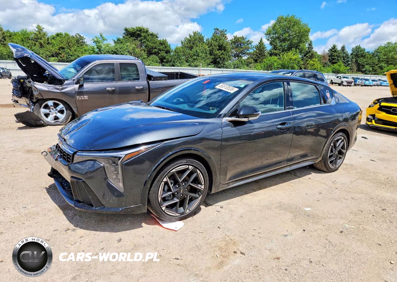 2025 Kia K4 Gt Line