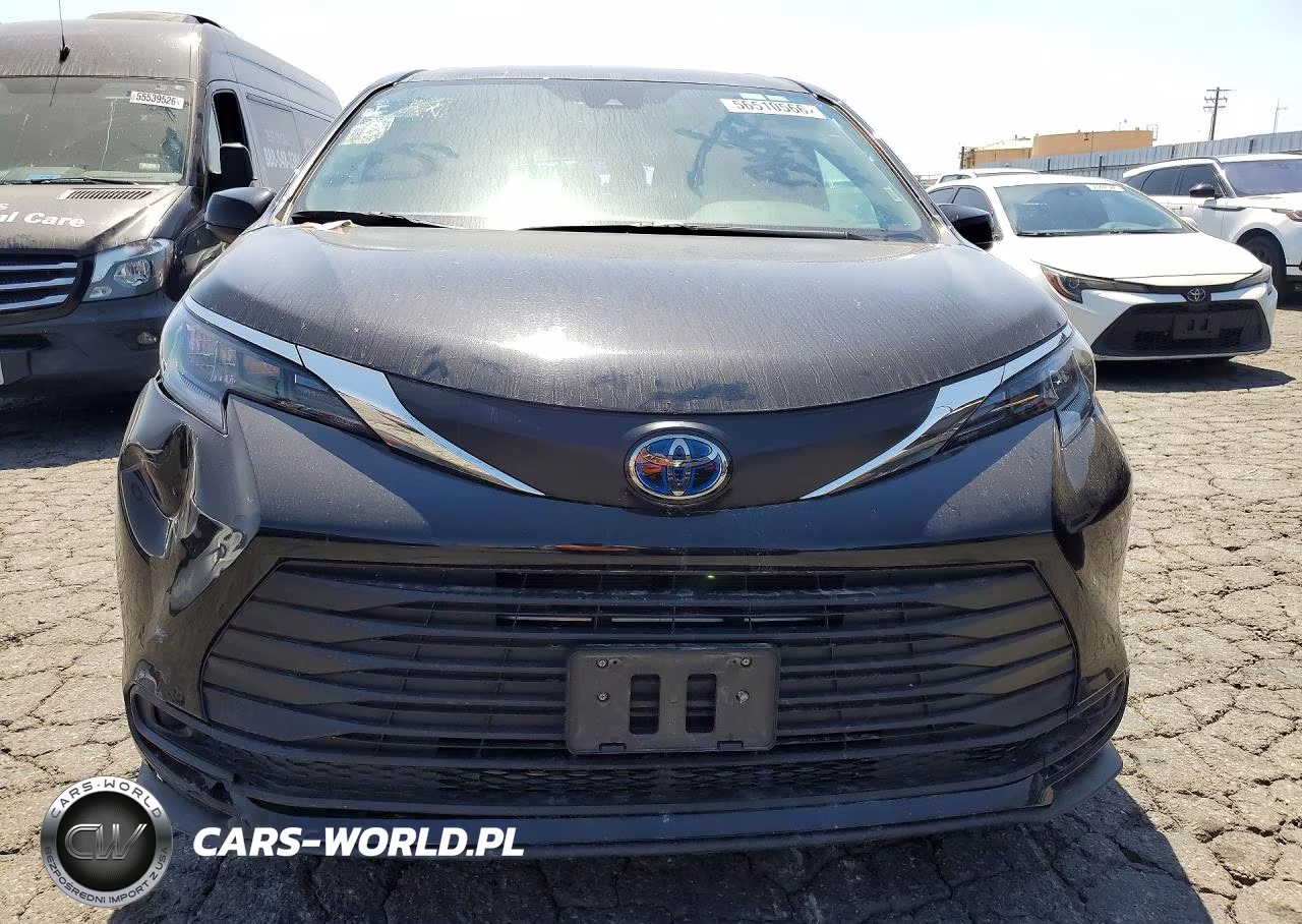 2025 Toyota Sienna Le VIN:5TDKRKEC2SS240227 - 5