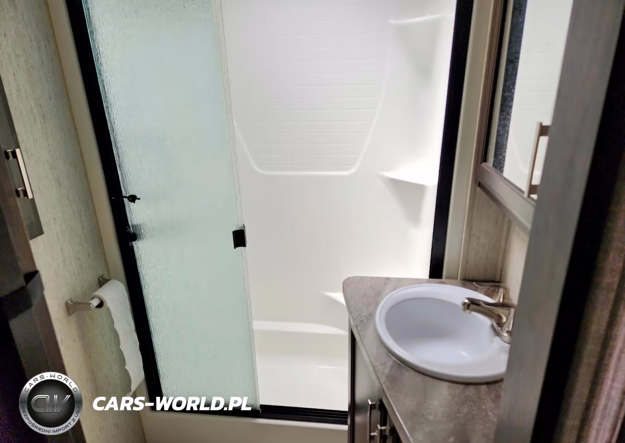 2019 Momentum Recreational Vehicle (Rv) VIN:573FM4027K1113974 - 8