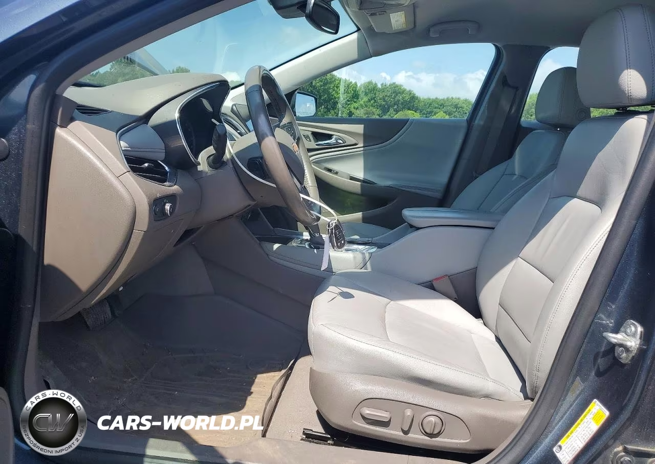 2019 Chevrolet Malibu Lt VIN:1G1ZD5ST8KF225727 - 7