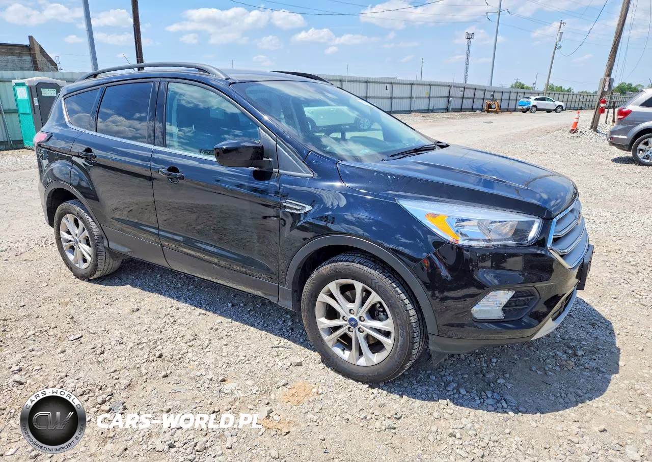 2018 Ford Escape Se VIN:1FMCU0GD3JUC30776 - 4