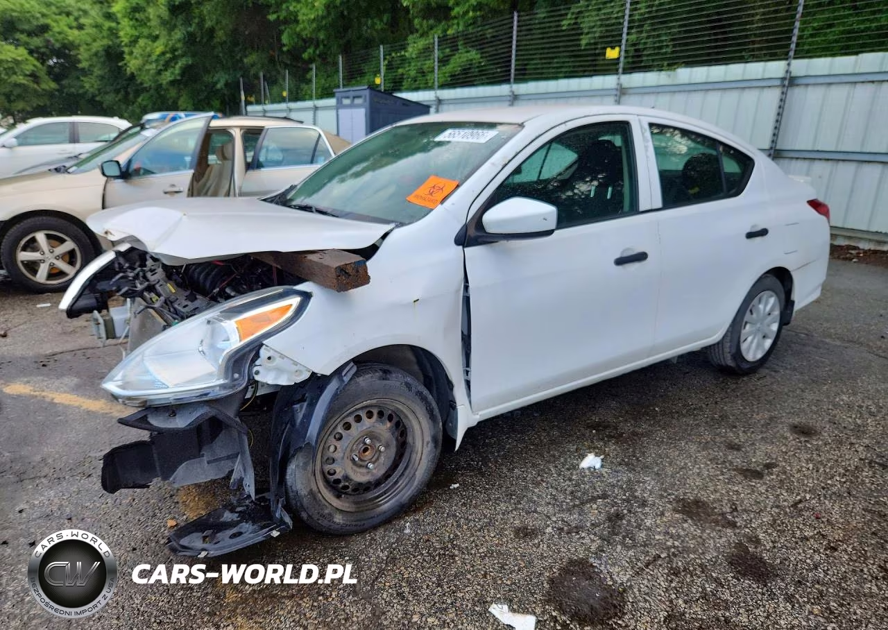 2018 Nissan Versa S Plus