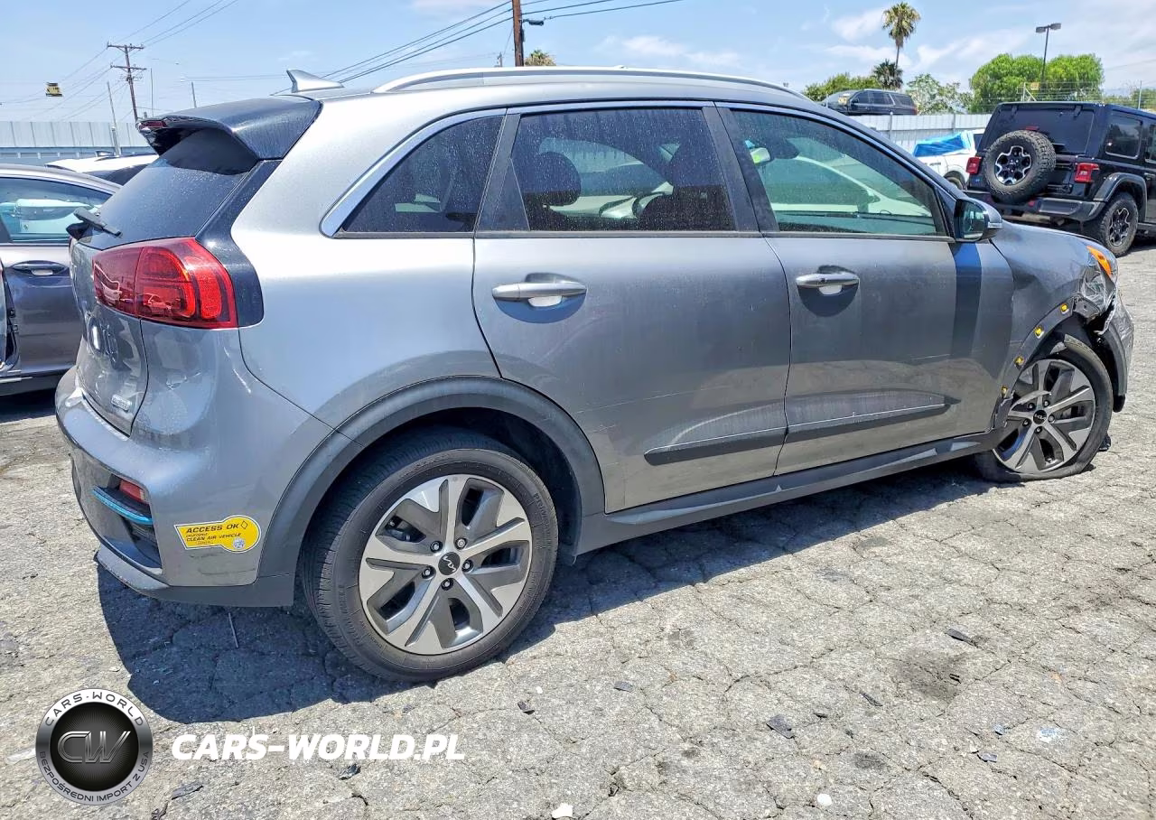 2022 Kia Niro Ex Premium VIN:KNDCE3LG0N5135952 - 3