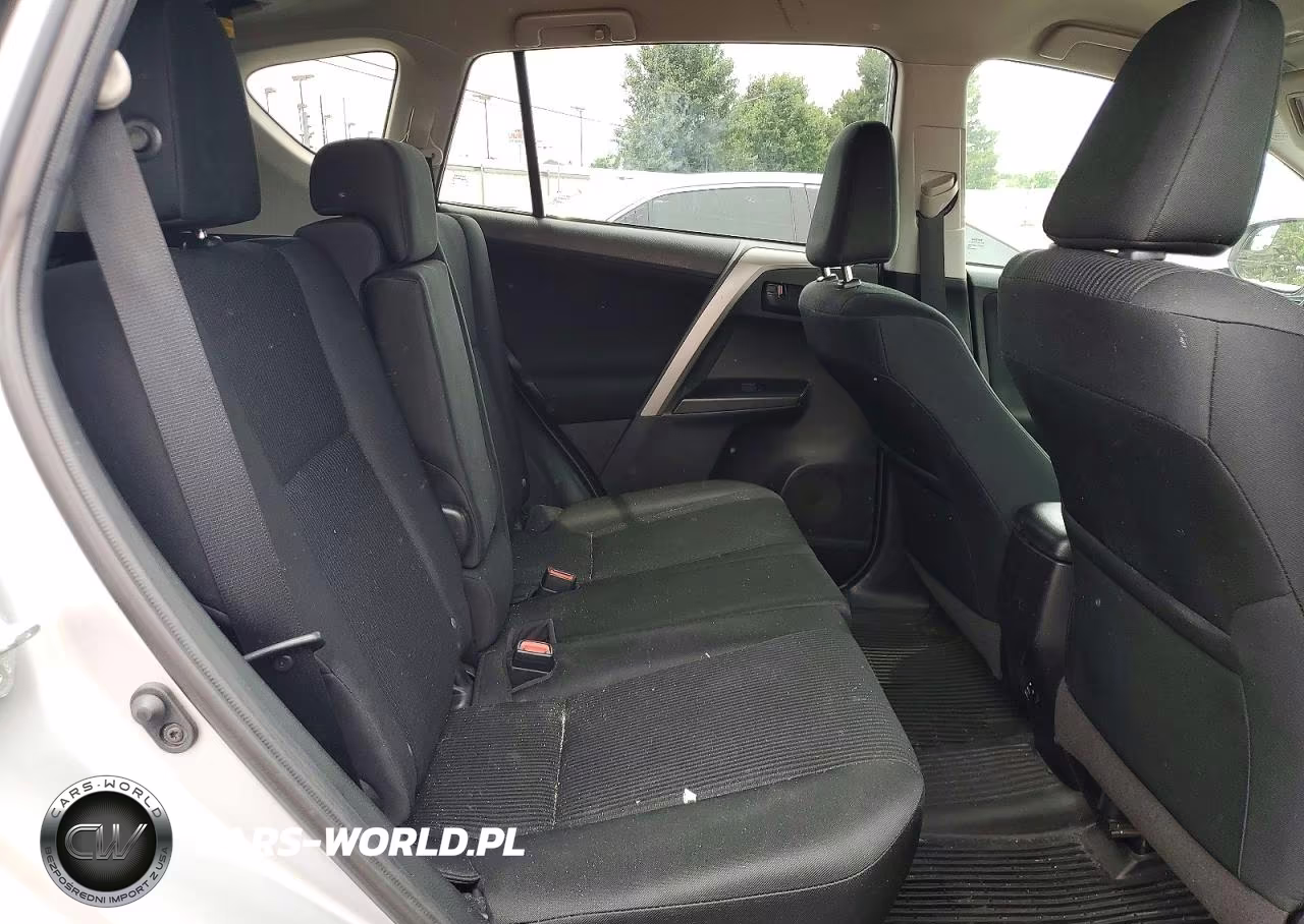 2018 Toyota Rav4 Le VIN:2T3ZFREV9JW499991 - 11