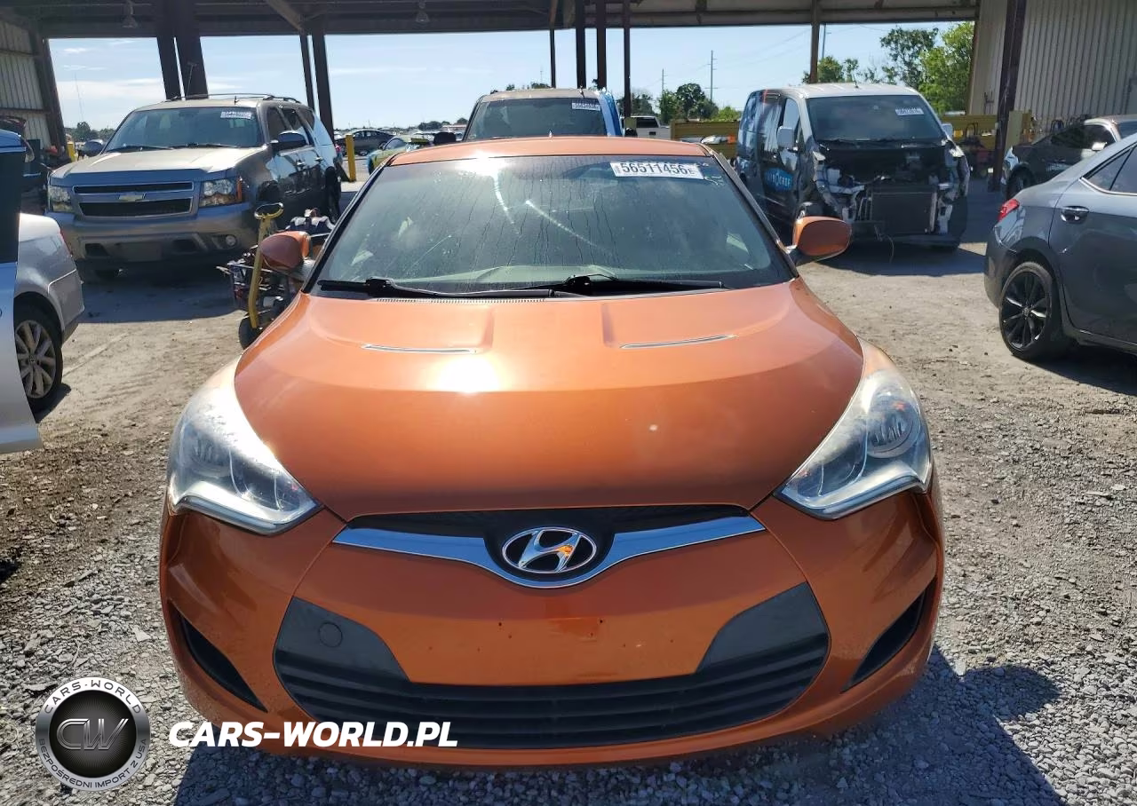 2013 Hyundai Veloster Base VIN:KMHTC6AD5DU103210 - 5