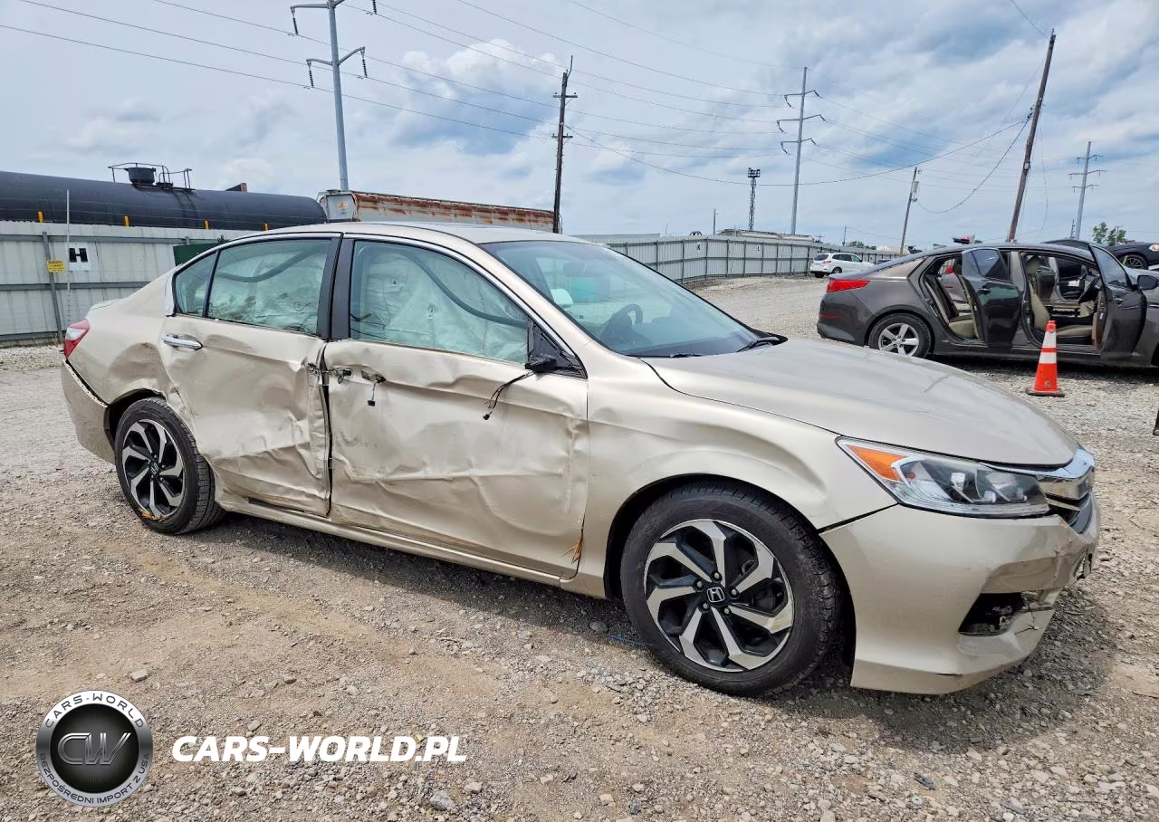 2017 Honda Accord Ex VIN:1HGCR2F79HA263985 - 4