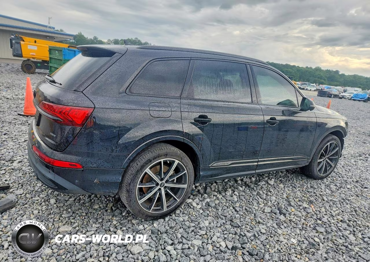 2023 Audi Q7 Premium Plus VIN:WA1LXBF7XPD005275 - 3