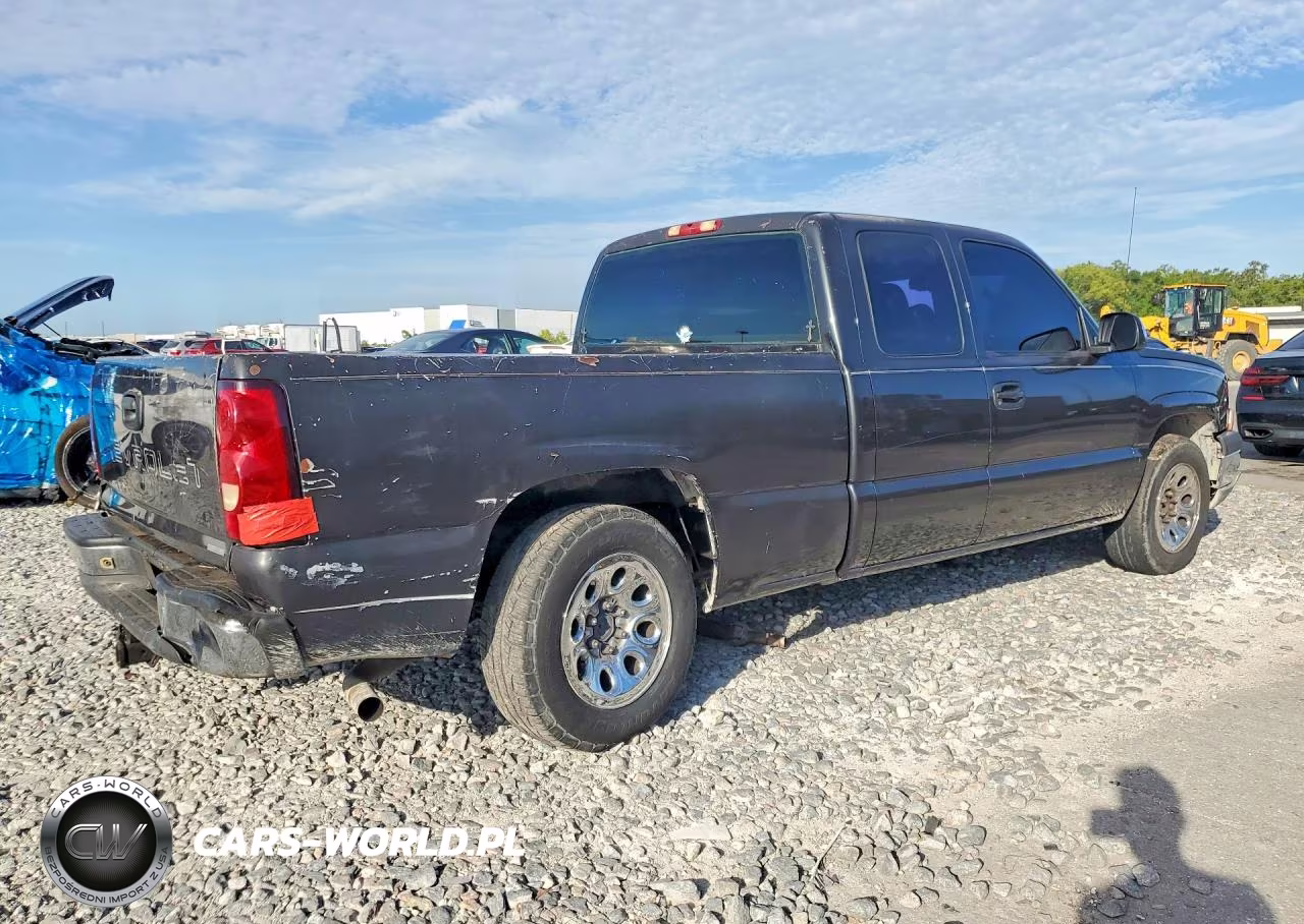 2004 Chevrolet Silverado C1500 VIN:1GCEC19X24Z281951 - 3