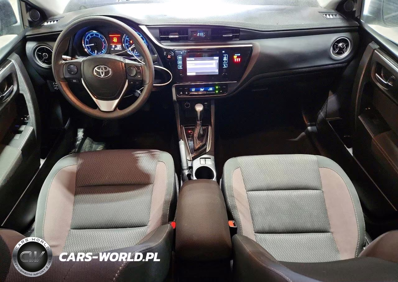 2018 Toyota Coroalla VIN:2T1BURHE4JC107979 - 8