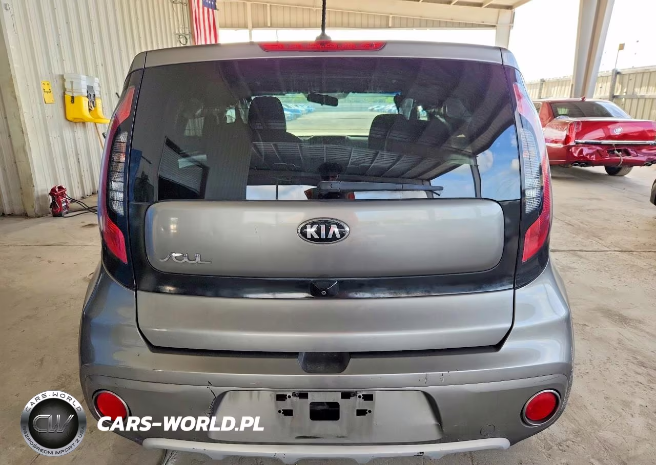 2017 Kia Soul + VIN:KNDJP3A50H7417603 - 6