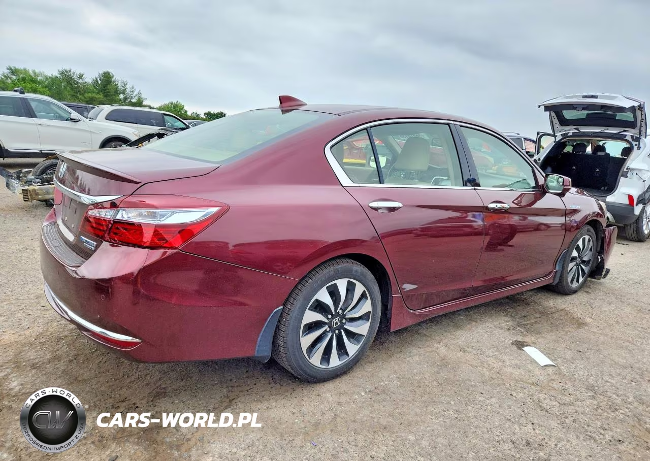 2017 Honda Accord Touring Hybrid VIN:JHMCR6F77HC029434 - 3