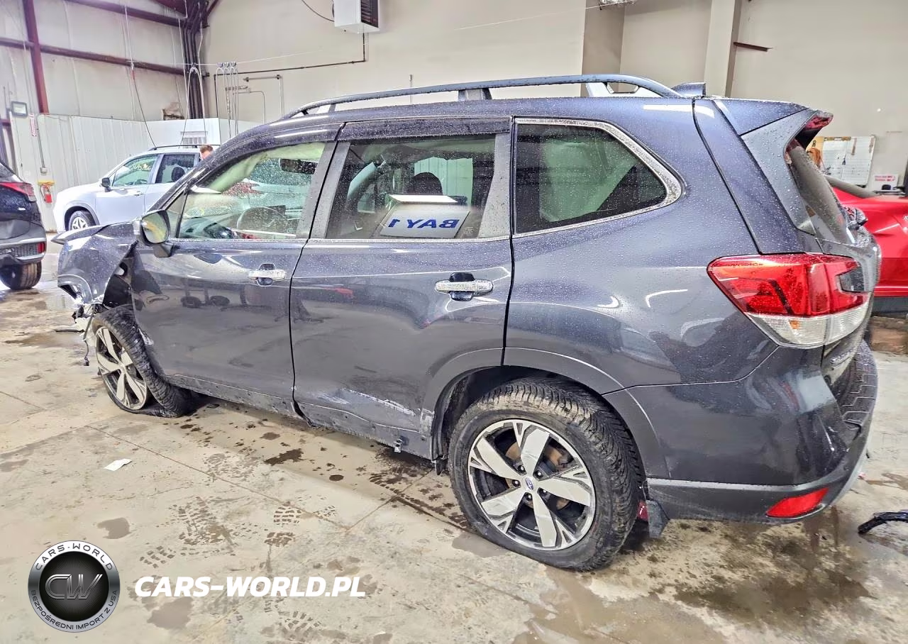 2019 Subaru Forester Touring VIN:JF2SKAWC6KH419051 - 2
