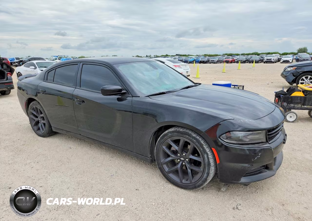 2019 Dodge Charger Sxt VIN:2C3CDXBG4KH670657 - 4