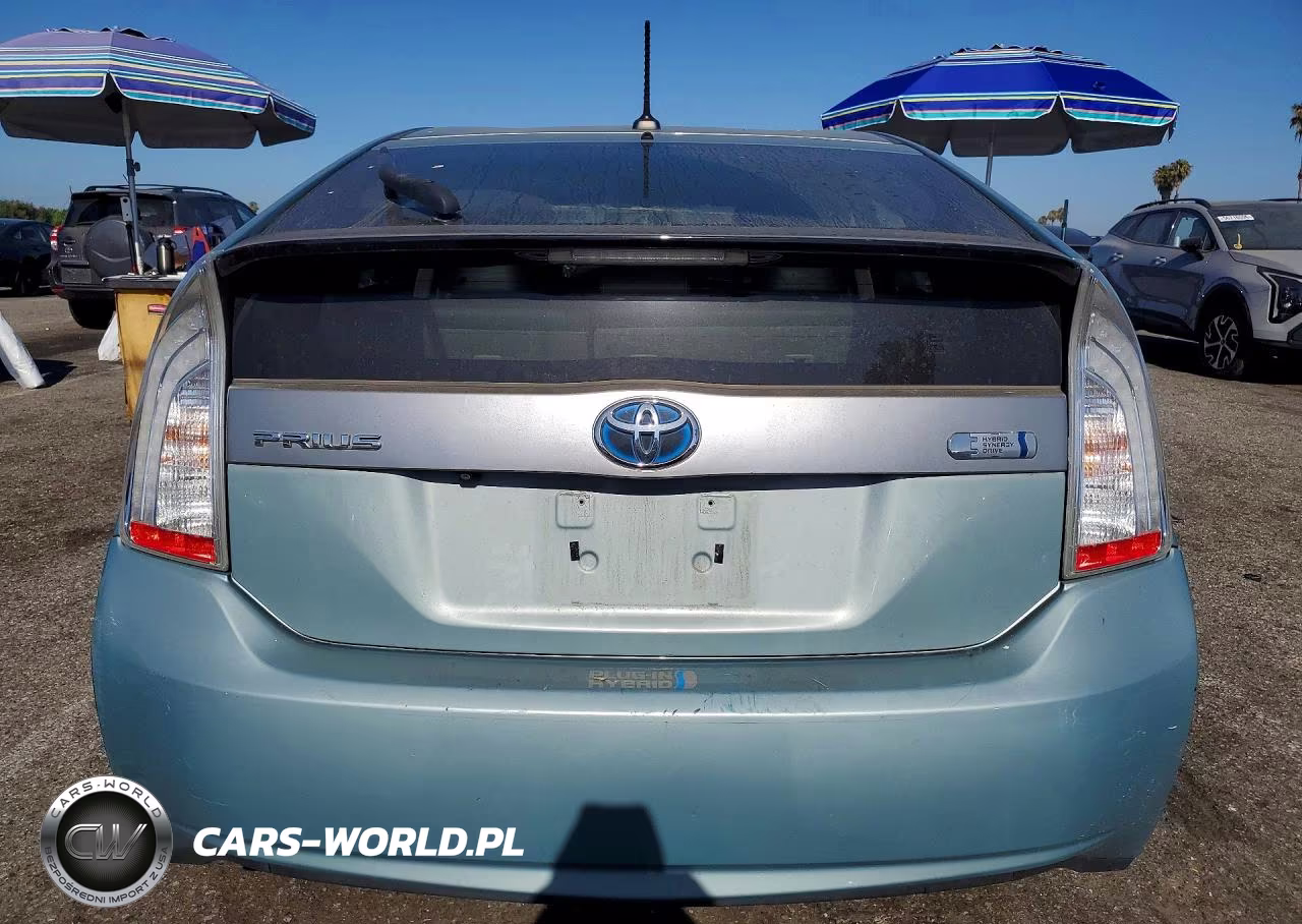 2012 Toyota Prius Plug-In Hybrid Advanced VIN:JTDKN3DP2C3023625 - 6
