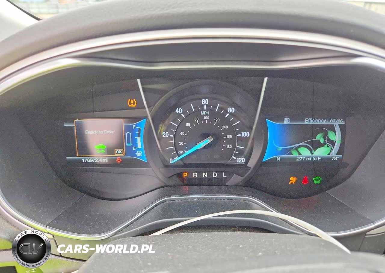 2015 Ford Fusion Se Hybrid VIN:3FA6P0LU0FR245349 - 9