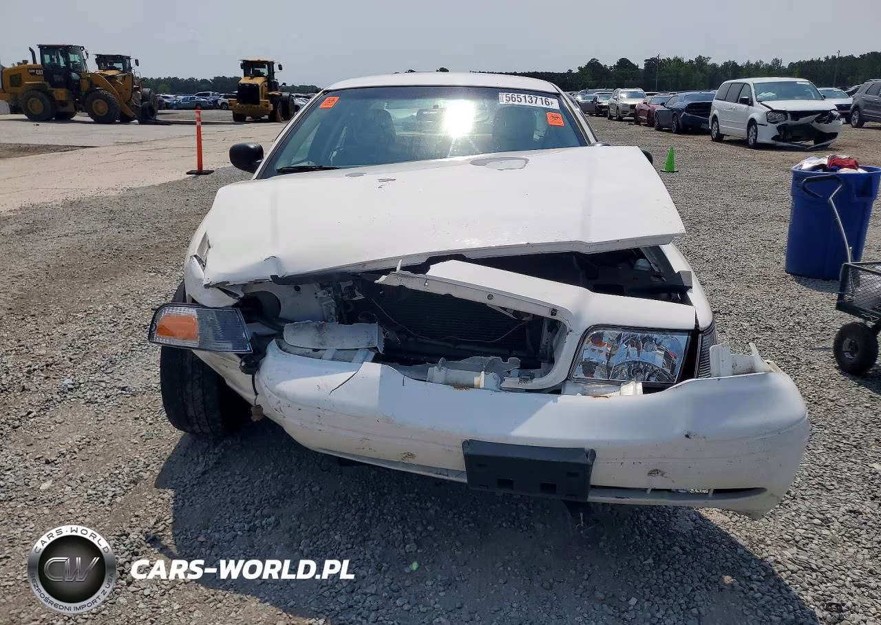 2009 Ford Crown Victoria Police Interceptor VIN:2FAHP71V39X111955 - 5