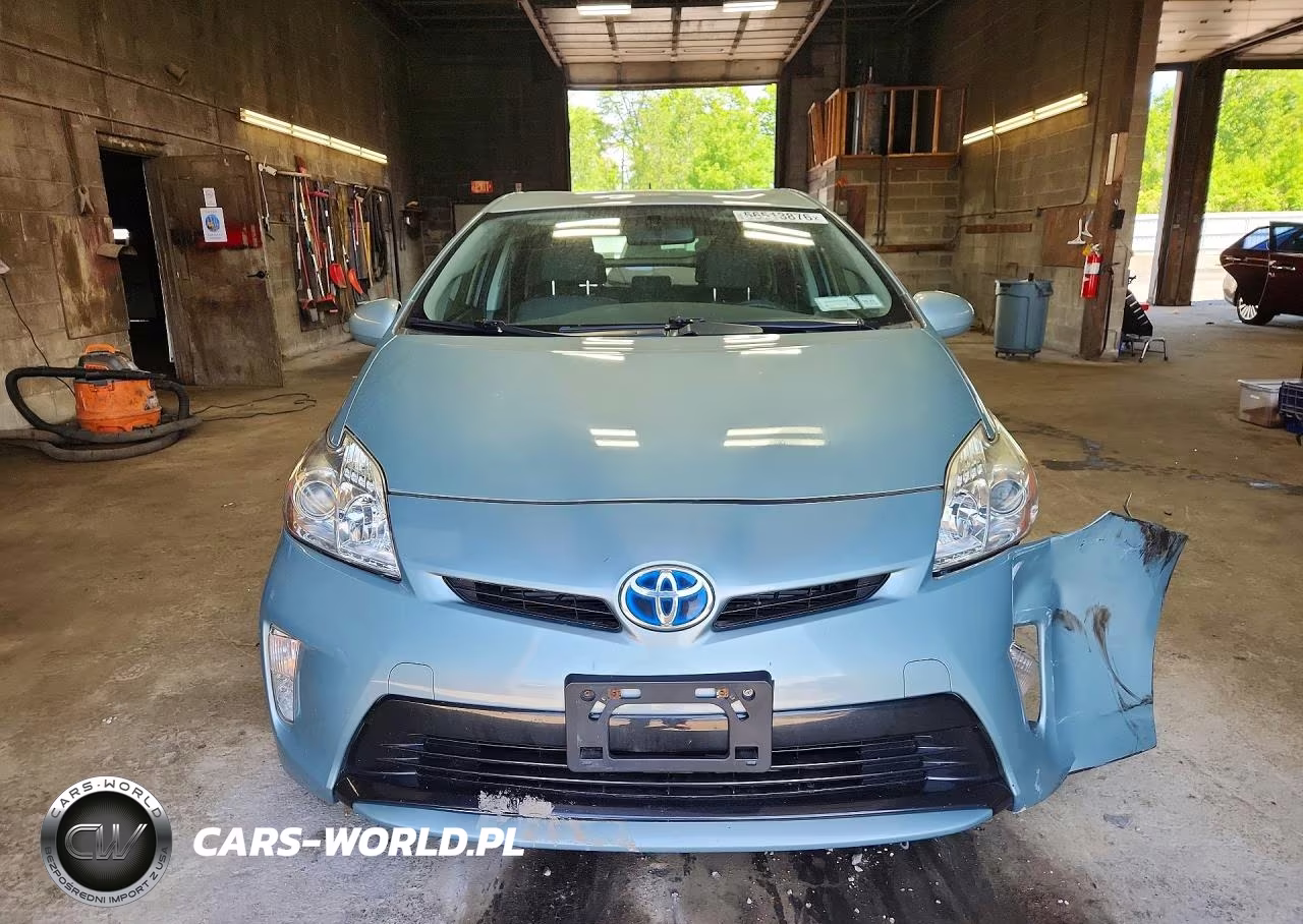 2015 Toyota Prius Two VIN:JTDKN3DU2F1937962 - 5