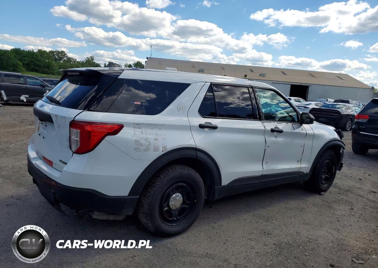 2022 Ford Explorer Police Interceptor VIN:1FM5K8AWXNNA03933 - 3