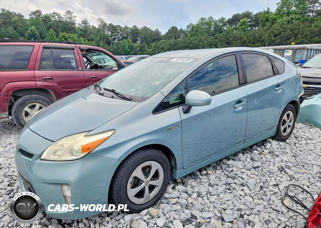 2015 Toyota Prius Three – zdjęcie 1 z 14