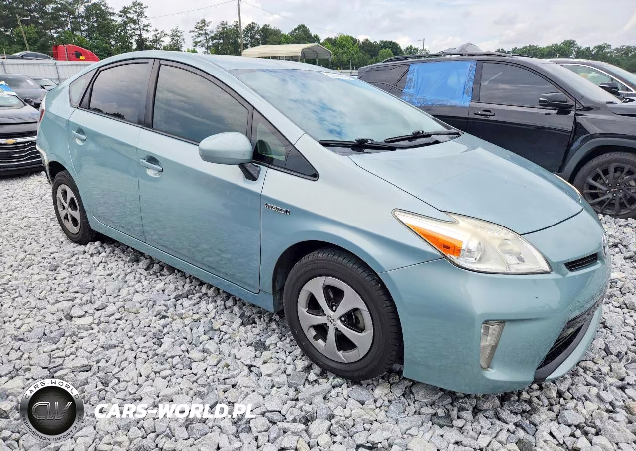 2015 Toyota Prius Three VIN:JTDKN3DU1F1982259 - 4