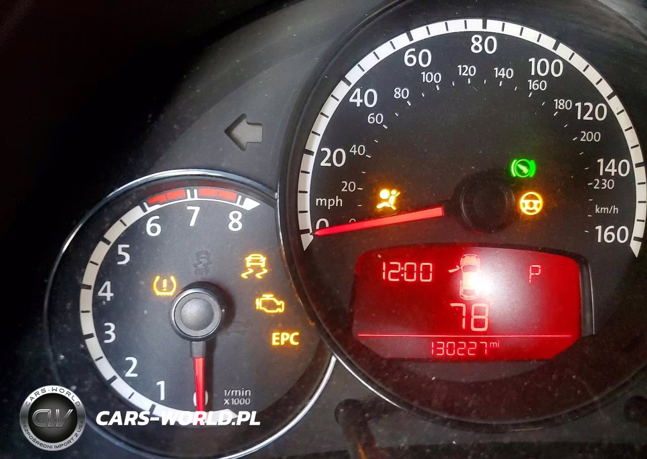 2014 Volkswagen Beetle VIN:3VWF17AT3EM640973 - 9