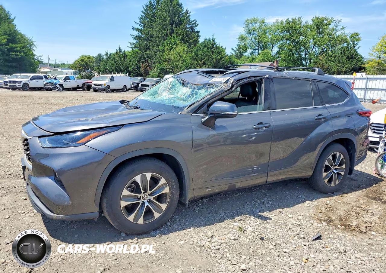 2022 Toyota Highlander Xle – zdjęcie 1 z 13