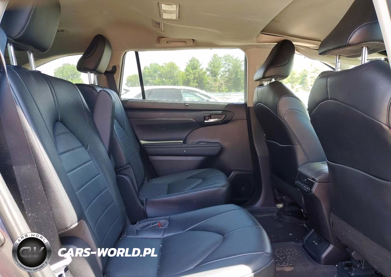 2022 Toyota Highlander Xle VIN:5TDGZRBH2NS559808 - 11