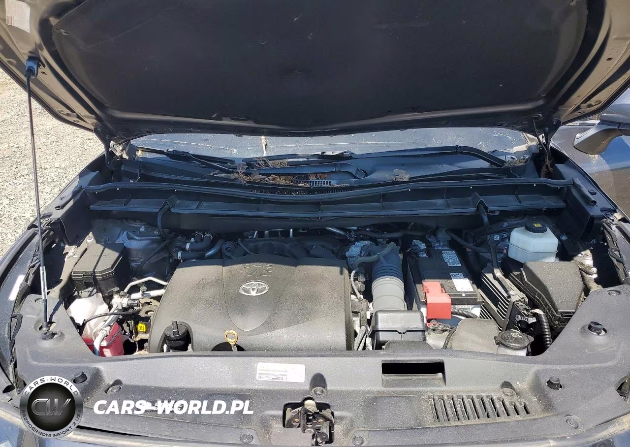 2022 Toyota Highlander Xle VIN:5TDGZRBH2NS559808 - 12