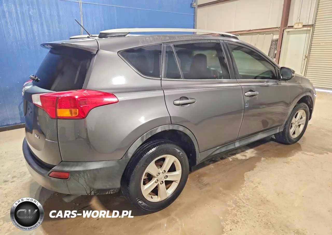2014 Toyota Rav4 Xle VIN:2T3WFREV2EW120466 - 3