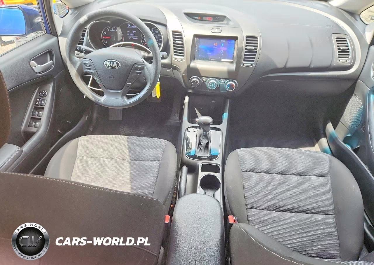 2017 Kia Forte Lx VIN:3KPFK4A76HE104390 - 8